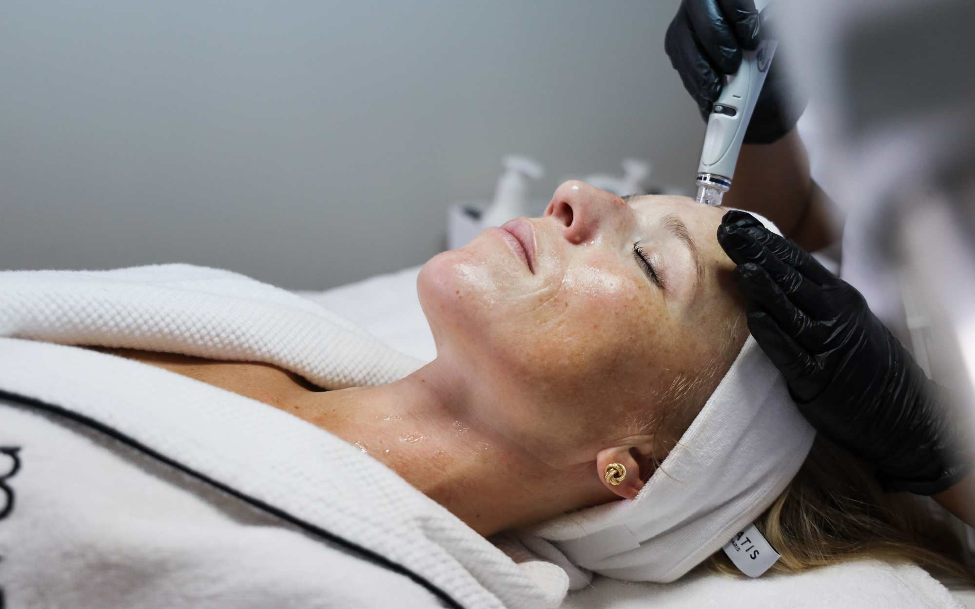 Facial Treatments & Advanced Facials | Long-Term Skin Care